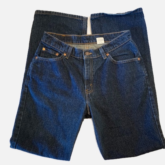Vintage Levi’s 517 Boot Cut Low Rise Jeans.  Women’s size 11 Med.  Iregular. - Picture 4 of 6